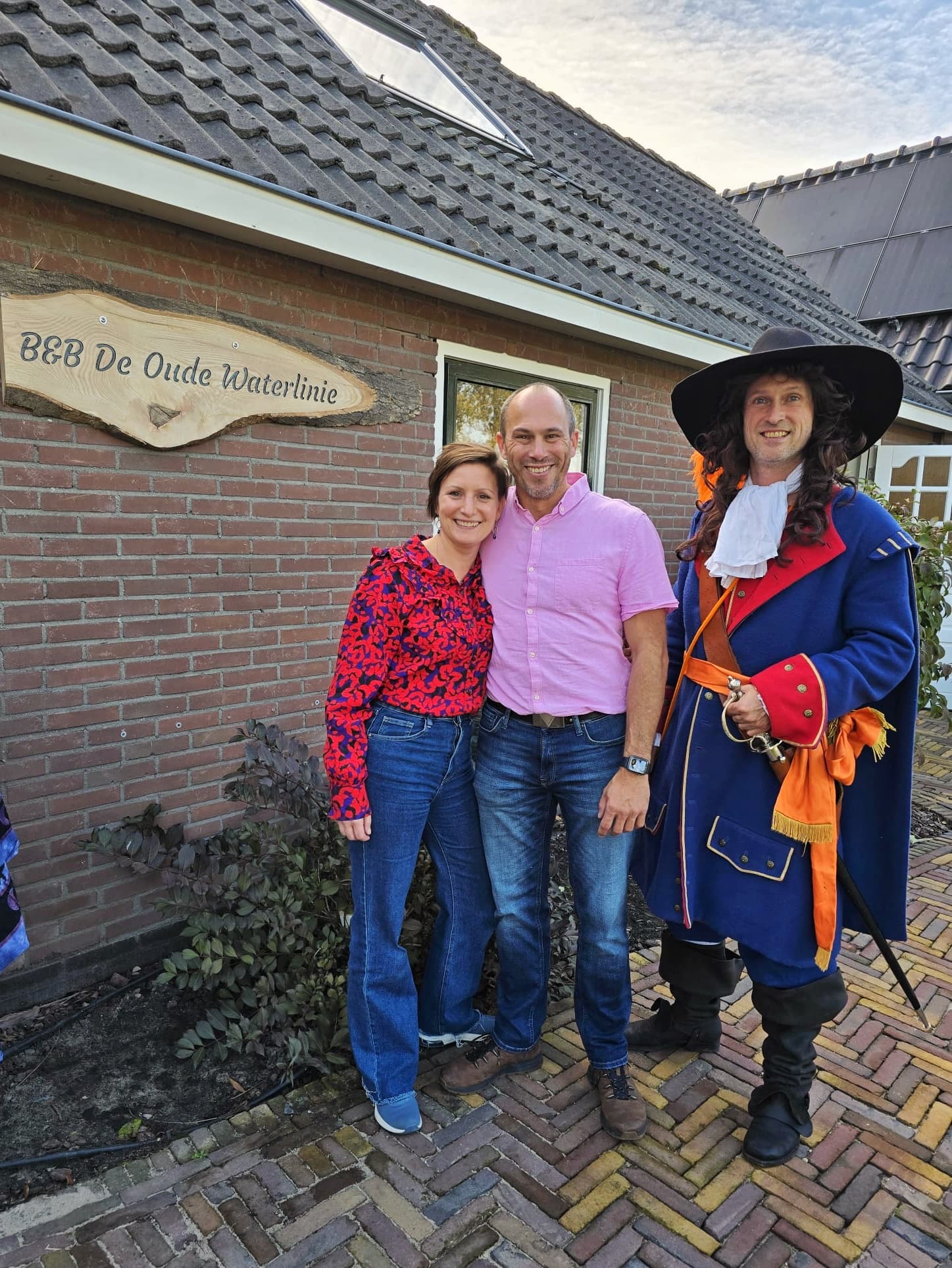 Loes en Wouter, eigenaren van B&B De Oude Waterlinie